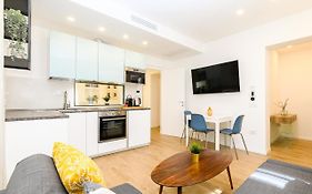 Modern & Elegant By Ndp Rent